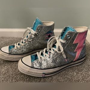 converse high tops Shimmering pride women’s size 11 unisex high tops